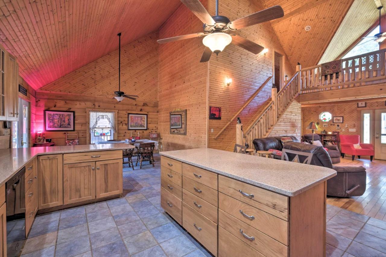 Pet Friendly Garnerland Home With Deck And Porch! Luray Exterior photo