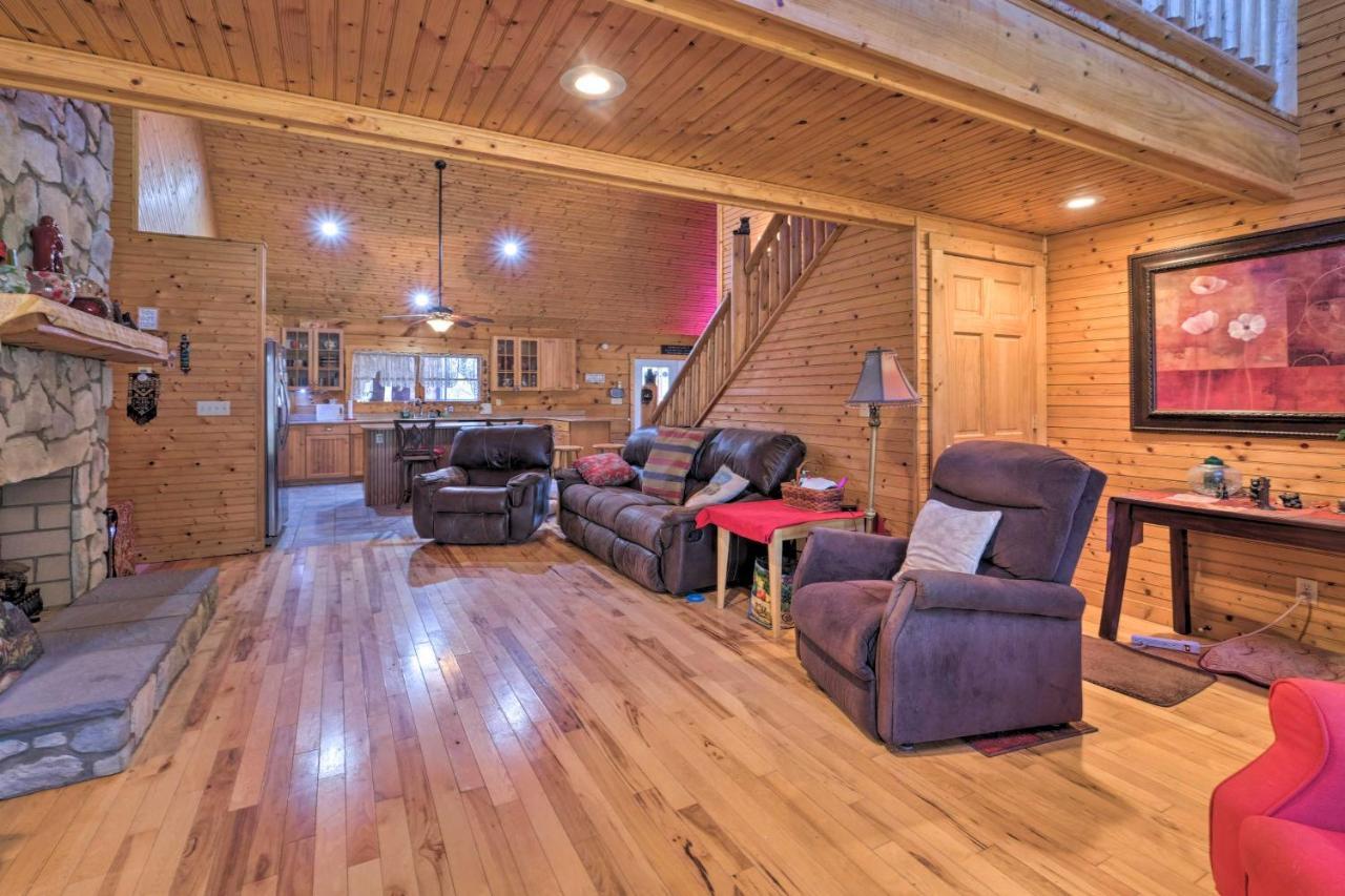 Pet Friendly Garnerland Home With Deck And Porch! Luray Exterior photo